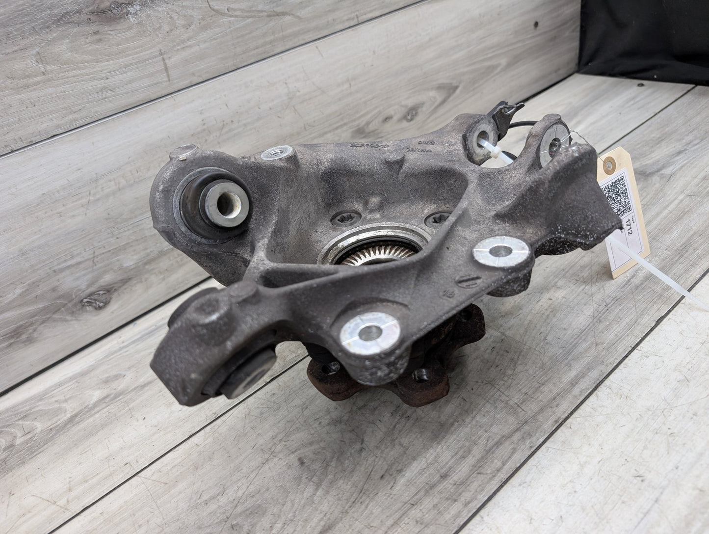 OEM BMW G01 X3 30i 30iX M40iX REAR Left Driver Knuckle Wheel Hub Spindle Bearing