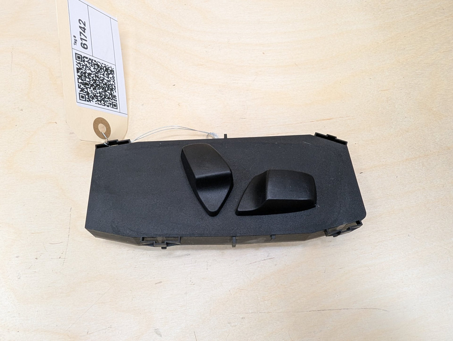 07-13 OEM BMW E93 328 335 M3 Front Right Passenger Seat Control Switch