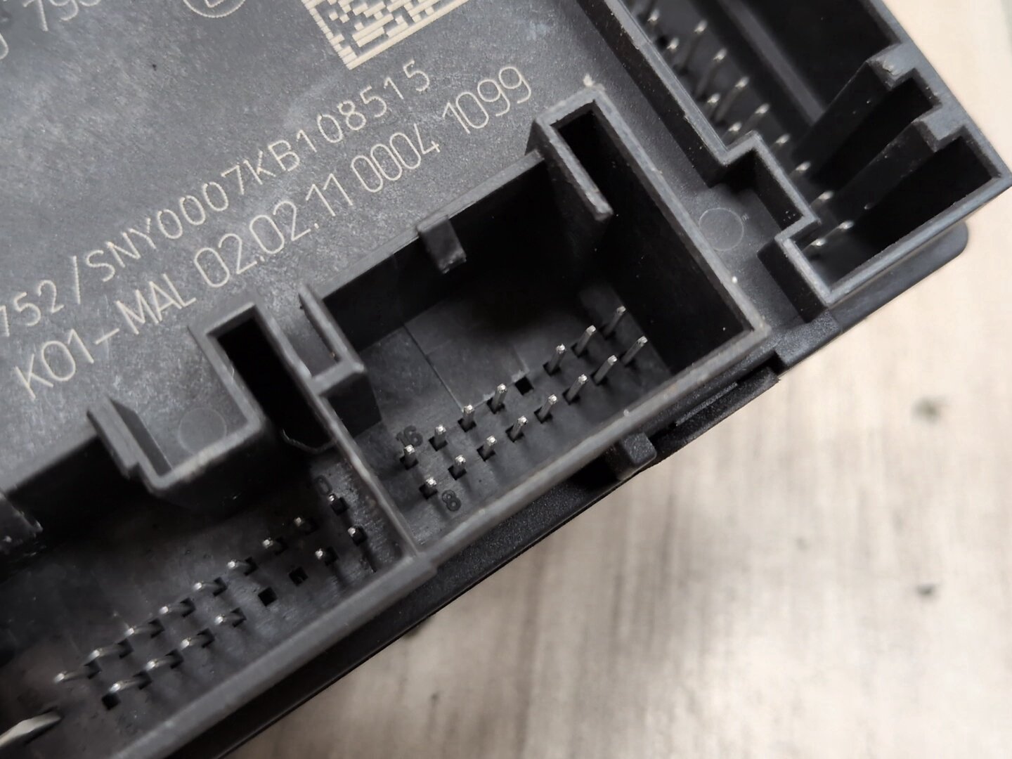 13-17 OEM AUDI A4 A5 S4 S5 Front Left Driver Door Locking Control Module