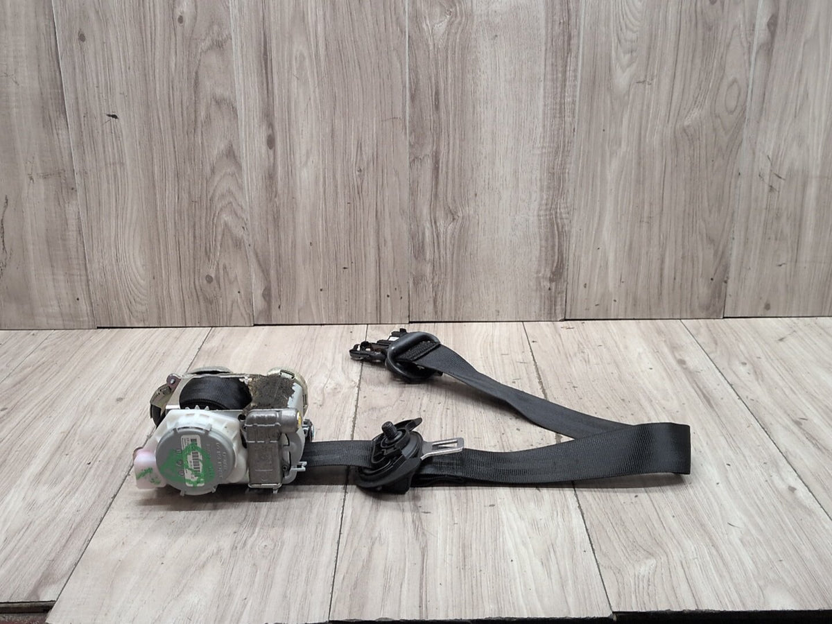 2015-2018 Audi Q3 8U Front Right Passenger Seatbelt Seat Belt Retractor KR16K5618B OEM
