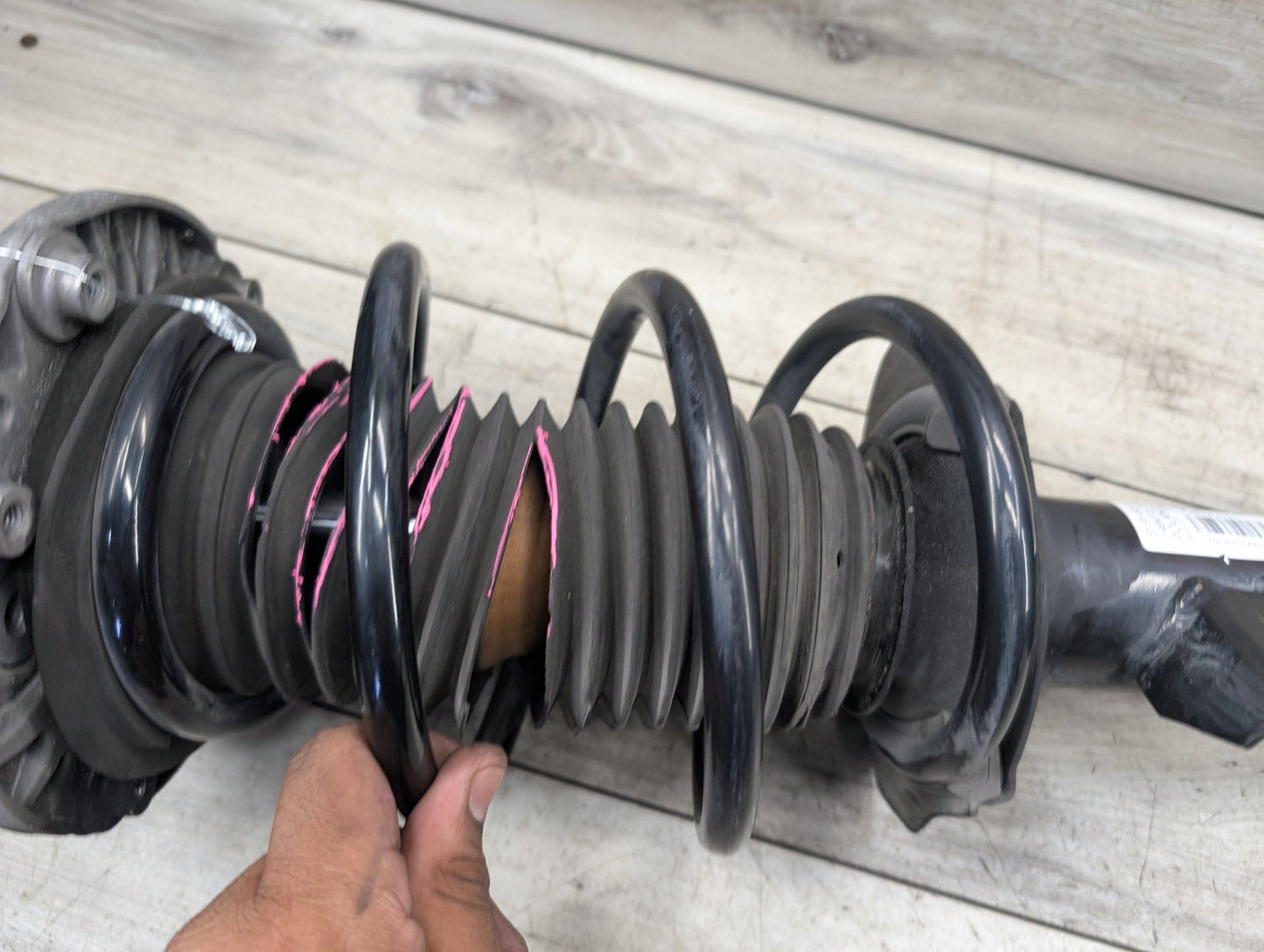 2014 - 2019 BMW 340 F34 Front Left Driver Spring Strut Shock Absorber 6873781 B58B30M0