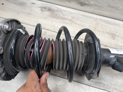 2014 - 2019 BMW 340 F34 Front Left Driver Spring Strut Shock Absorber 6873781 B58B30M0