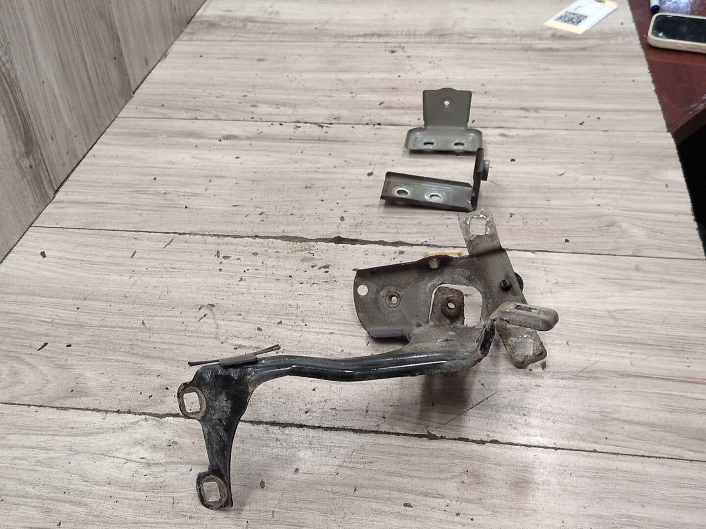 2016-2022 BMW 750i G12 Front Left Driver Fender Brackets SET 7413401 OEM
