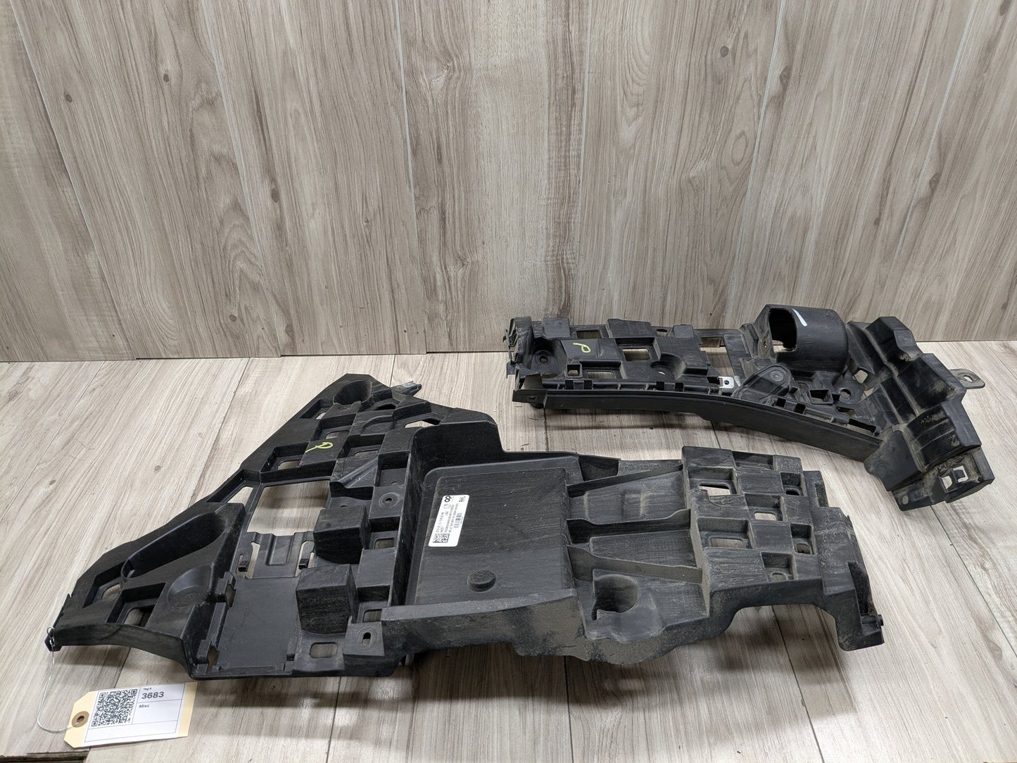 2019 - 2026 BMW X5 G05 Rear Right Passenger Bumper Support Brackets SET 8069248 N63B44M3