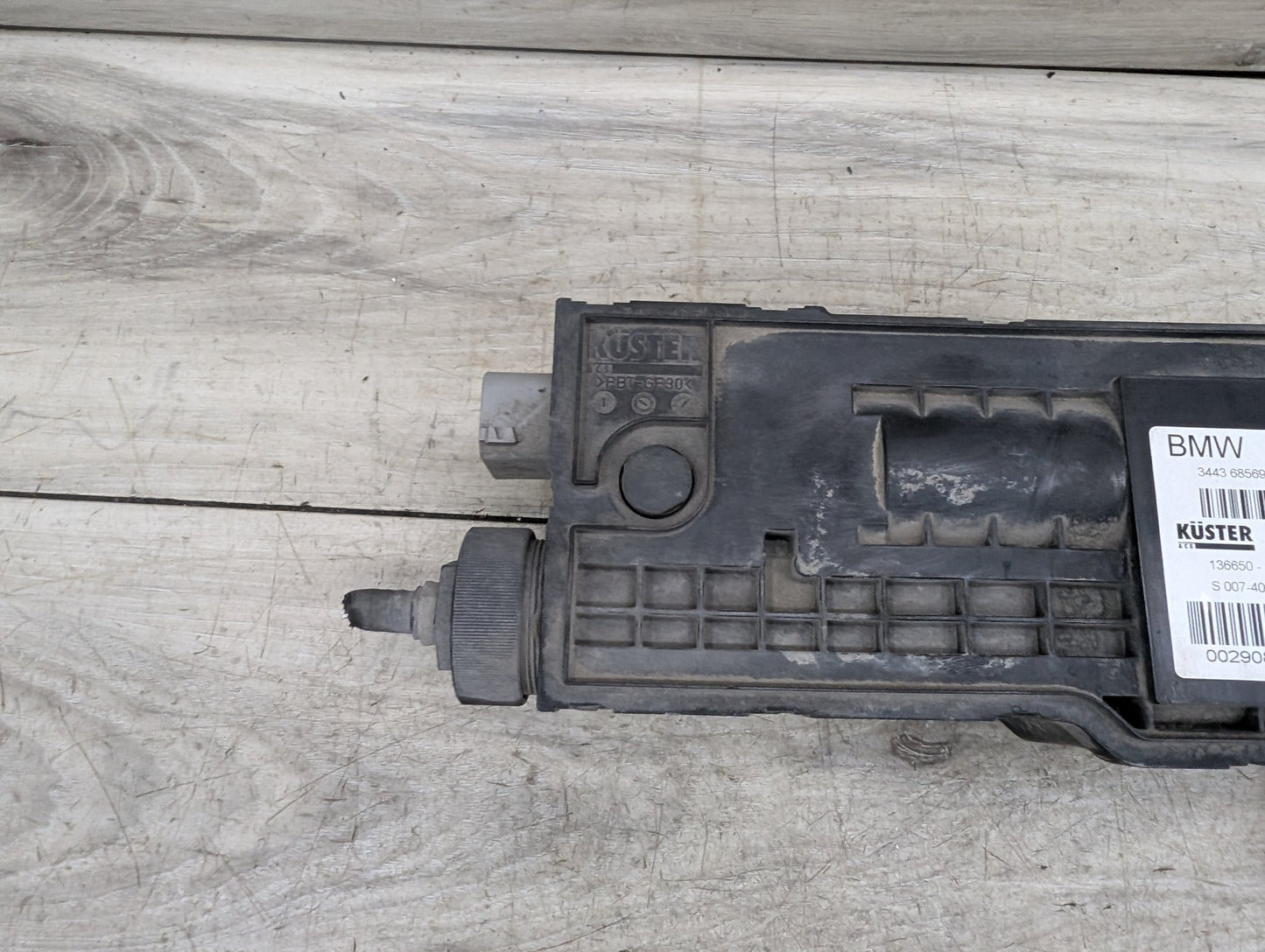 09-15 OEM BMW F01 F02 740 750 760 Emergency Parking Brake Actuator Unit Motor