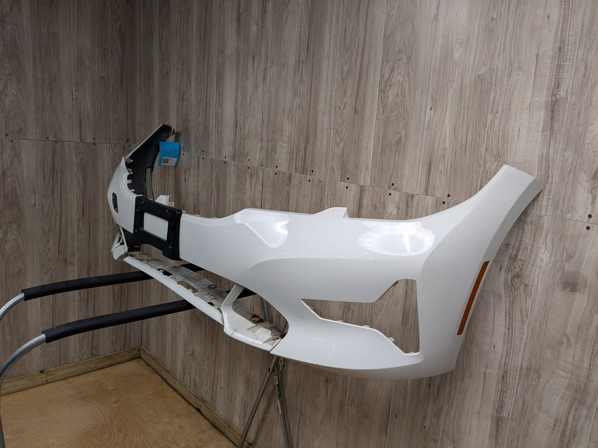 *NOTES* 2019-2022 BMW 330i G20 Front Bumper Cover White 300