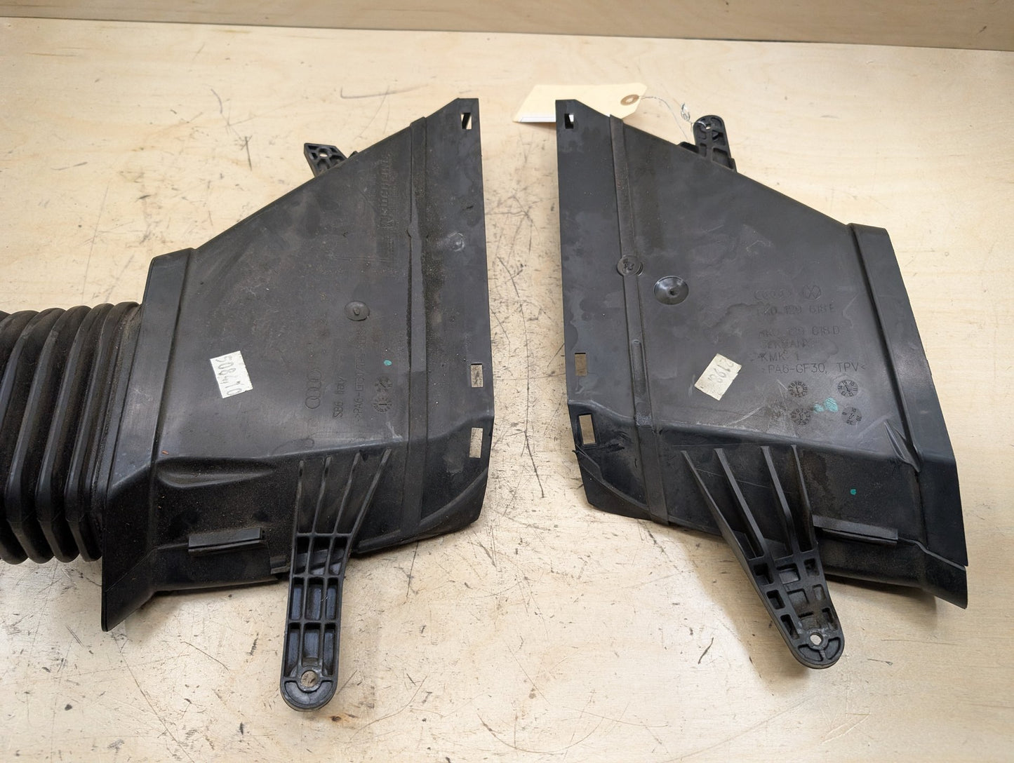 2011-2017 Audi RS5 8T Left Right Air Intake Ducts SET 8K0129618E OEM