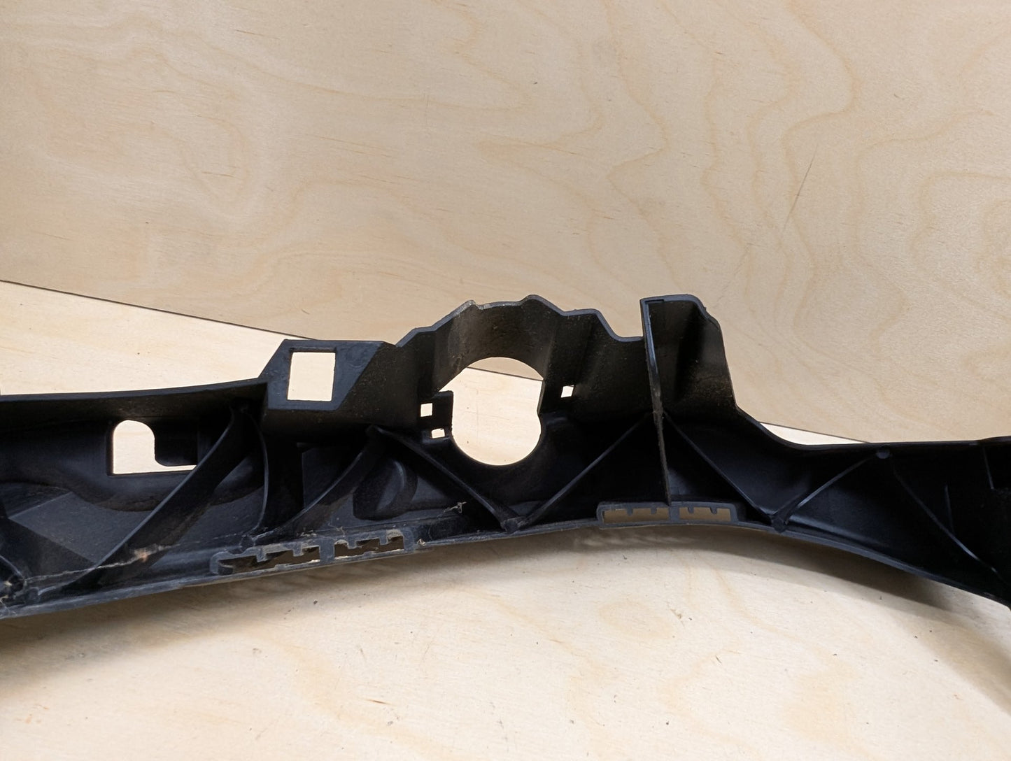 07-10 OEM BMW E92 E93 328 335 Right Passenger Headlight Bracket Carrier Mount