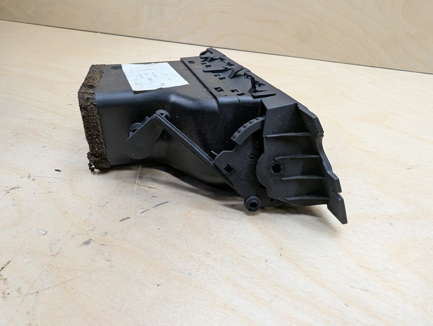2007-2013 BMW 335i E93 Dashboard Dash Board Left Driver Air Vent 9151165