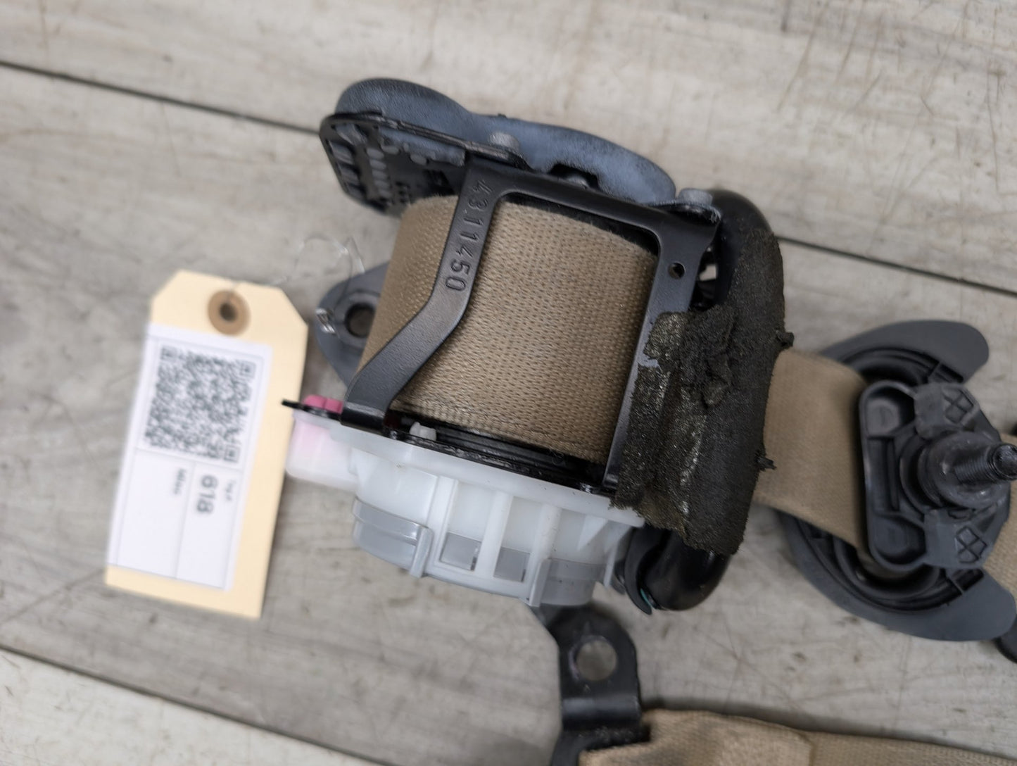 2011 - 2017 BMW X3 F25 Front Right Passenger Seatbelt Seat Belt Retractor 7258434 N55B30M0