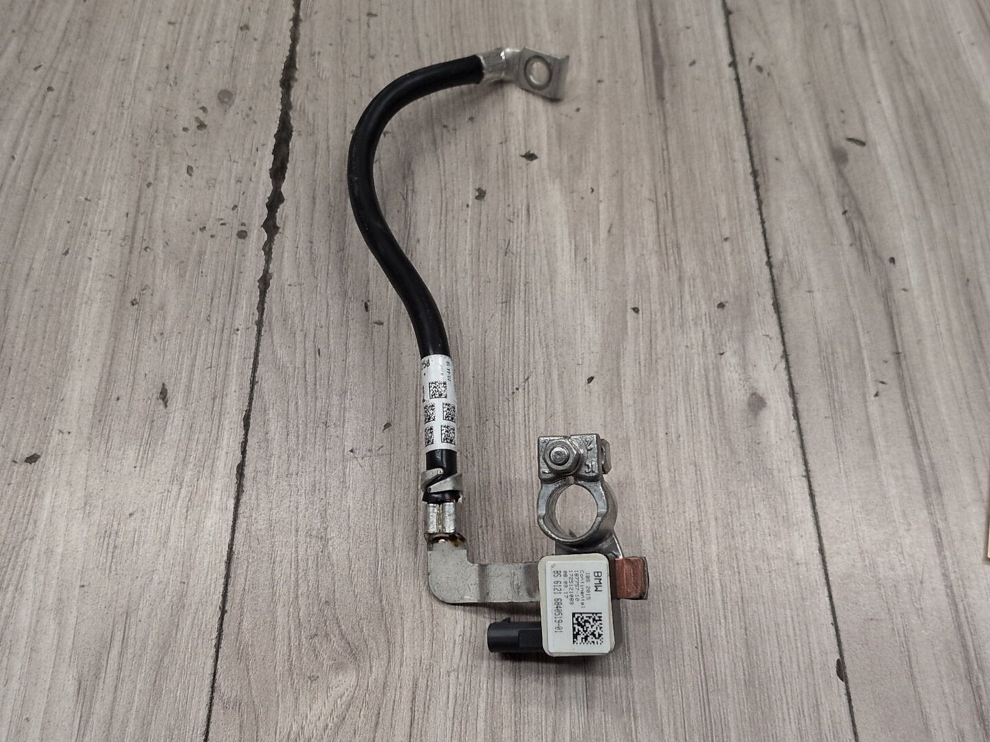OEM BMW G01 G12 G30 530 540 M550 X3 Negative Battery Cable Terminal IBS Sensor