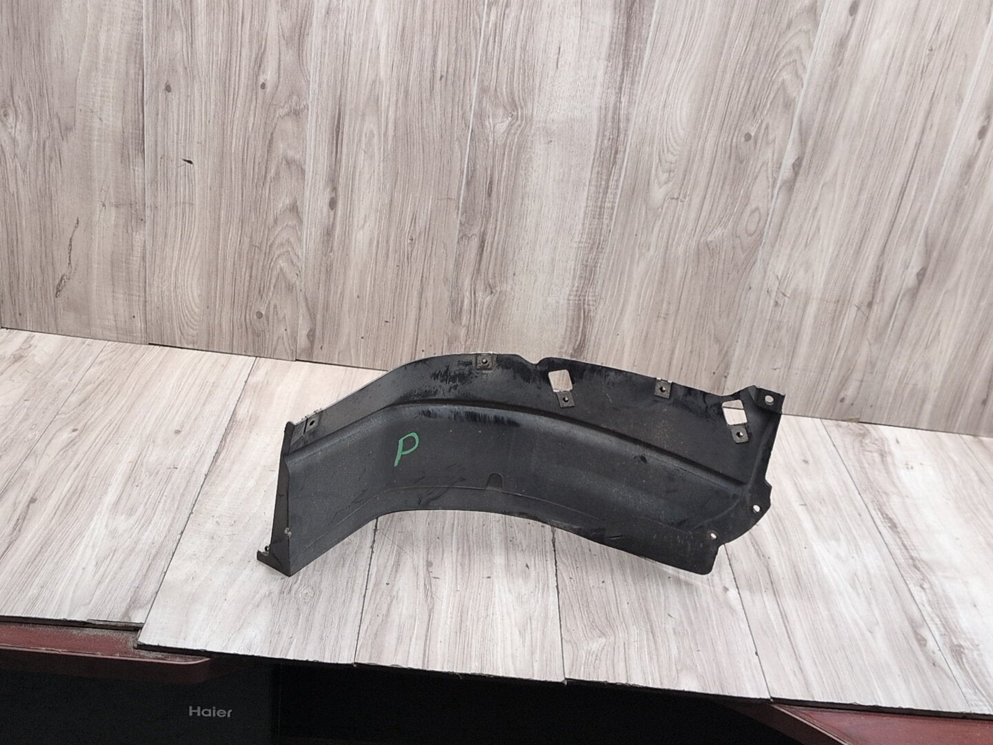 15-18 Audi Q3 8U Front Right Passenger Wheel Fender Liner Splash Guard 8U0853888