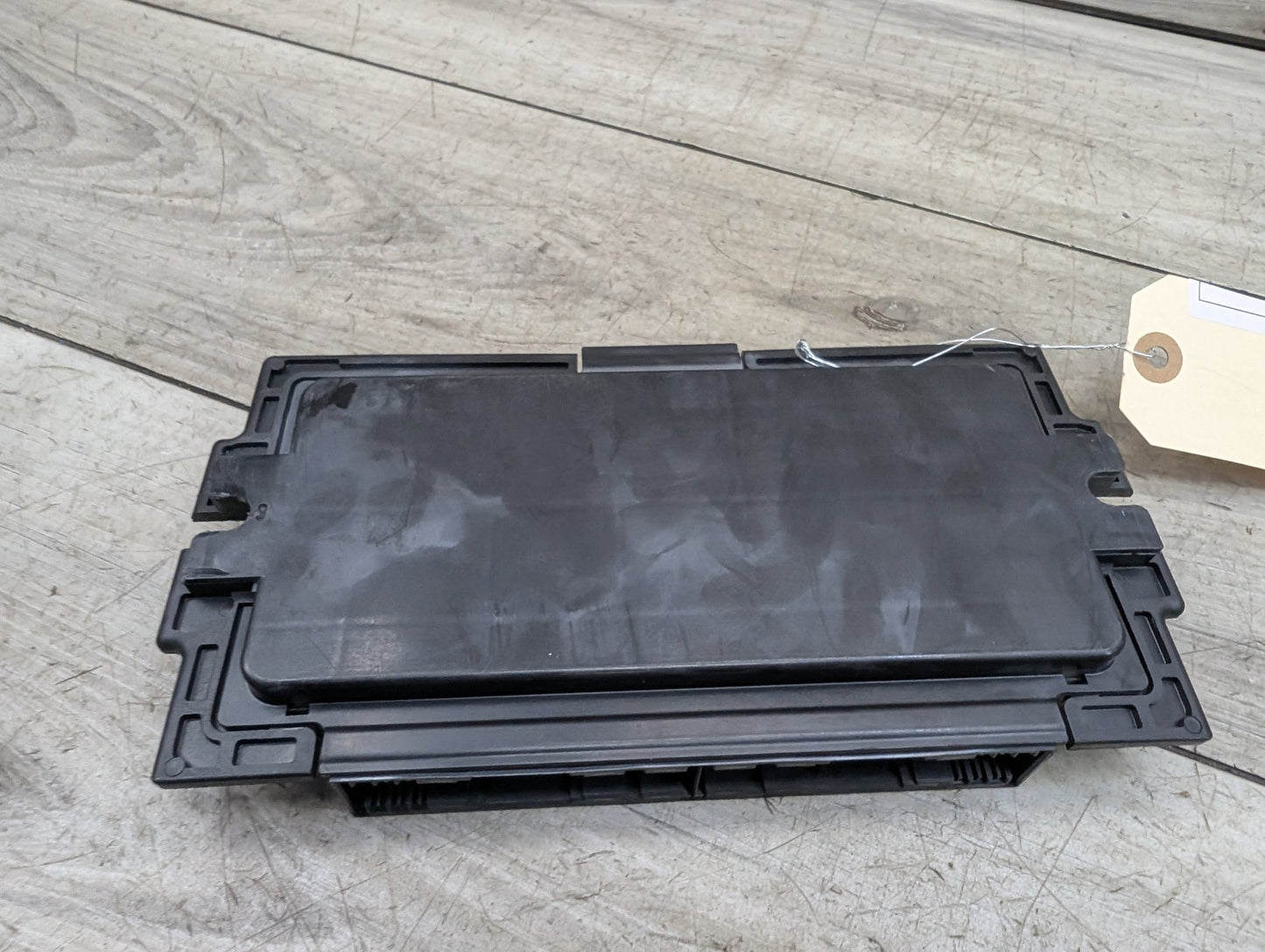 07-13 OEM BMW E84 E89 E90 E92 E93 X1 AHL FRM 3R Footwell Light Control Module
