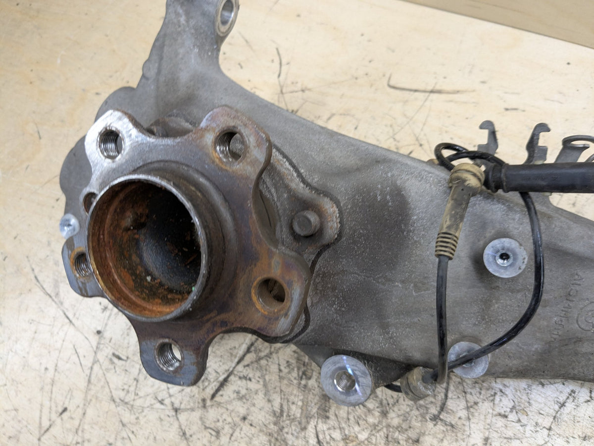 16-19 OEM BMW G11 G12 740 750 RWD Front Left Driver Spindle Knuckle Bearing