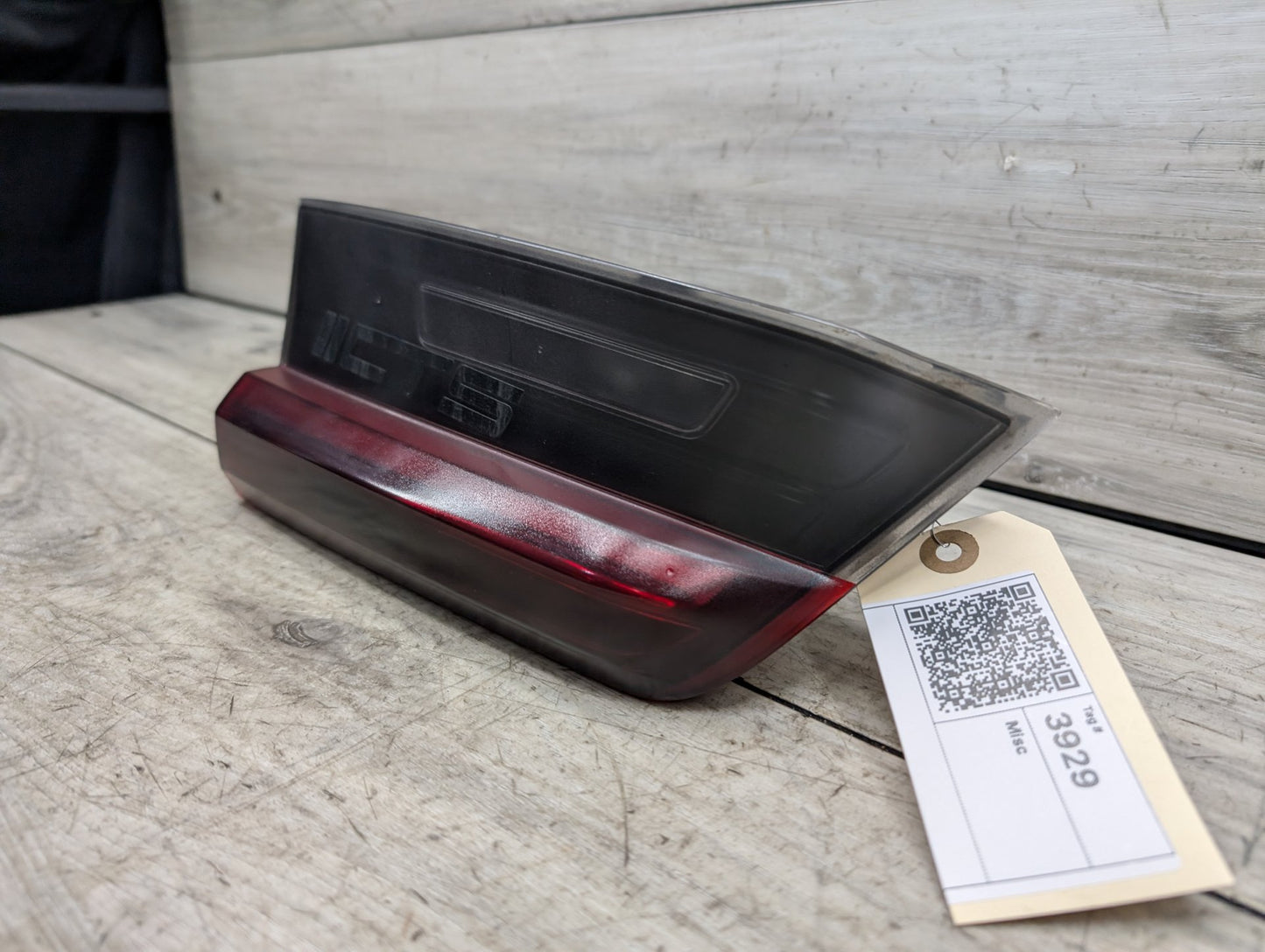 2007-2021 BMW 330i G20 Rear Left Driver Inner Tail Light 7495089