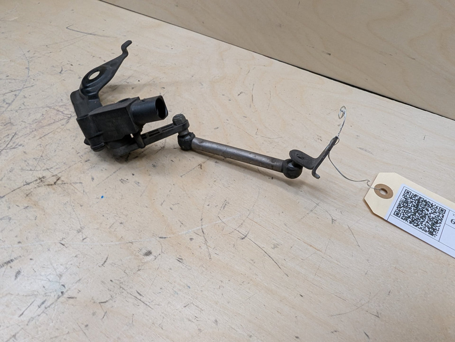 2011-2017 Audi RS5 8T Suspension Height Level Sensor 1T0907503A