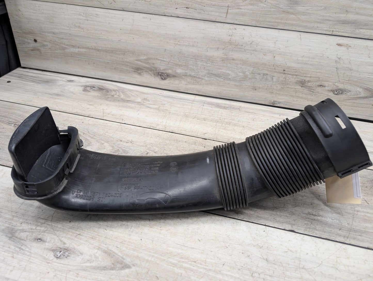 2007-2013 BMW X5 E70 Engine Motor Air Duct Tube Hose 7624210