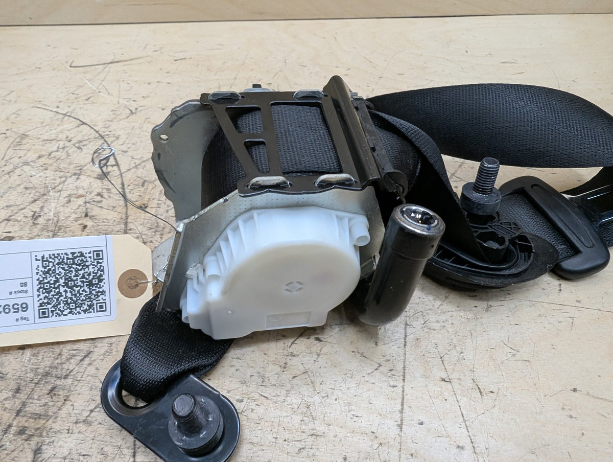 19-25 OEM BMW F95 G05 X5 X5M REAR Left Driver 2nd Row Seat Belt Retractor