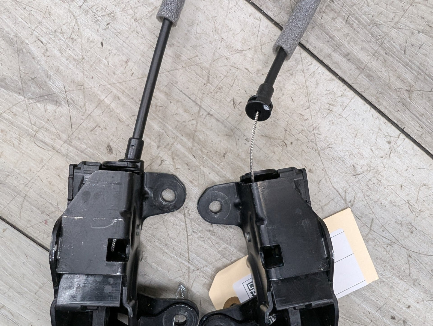 2007 - 2013 BMW X5 E70 Lower Liftgate Tailgate Lock Latch Actuator SET 7162147 N62B48B
