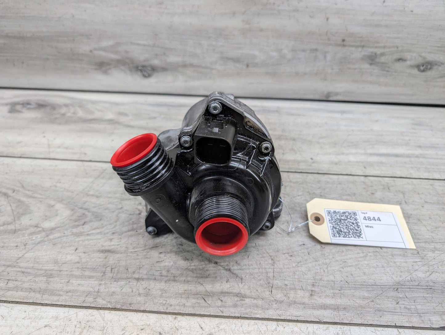 2007 - 2013 BMW 335i E93 Engine Motor Cooling Auxiliary Water Pump 5A05704 N54B30O0