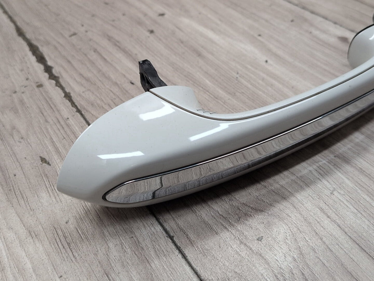 OEM BMW F90 G30 540 M550 Front Rear Right Passenger Door Handle COMFORT White