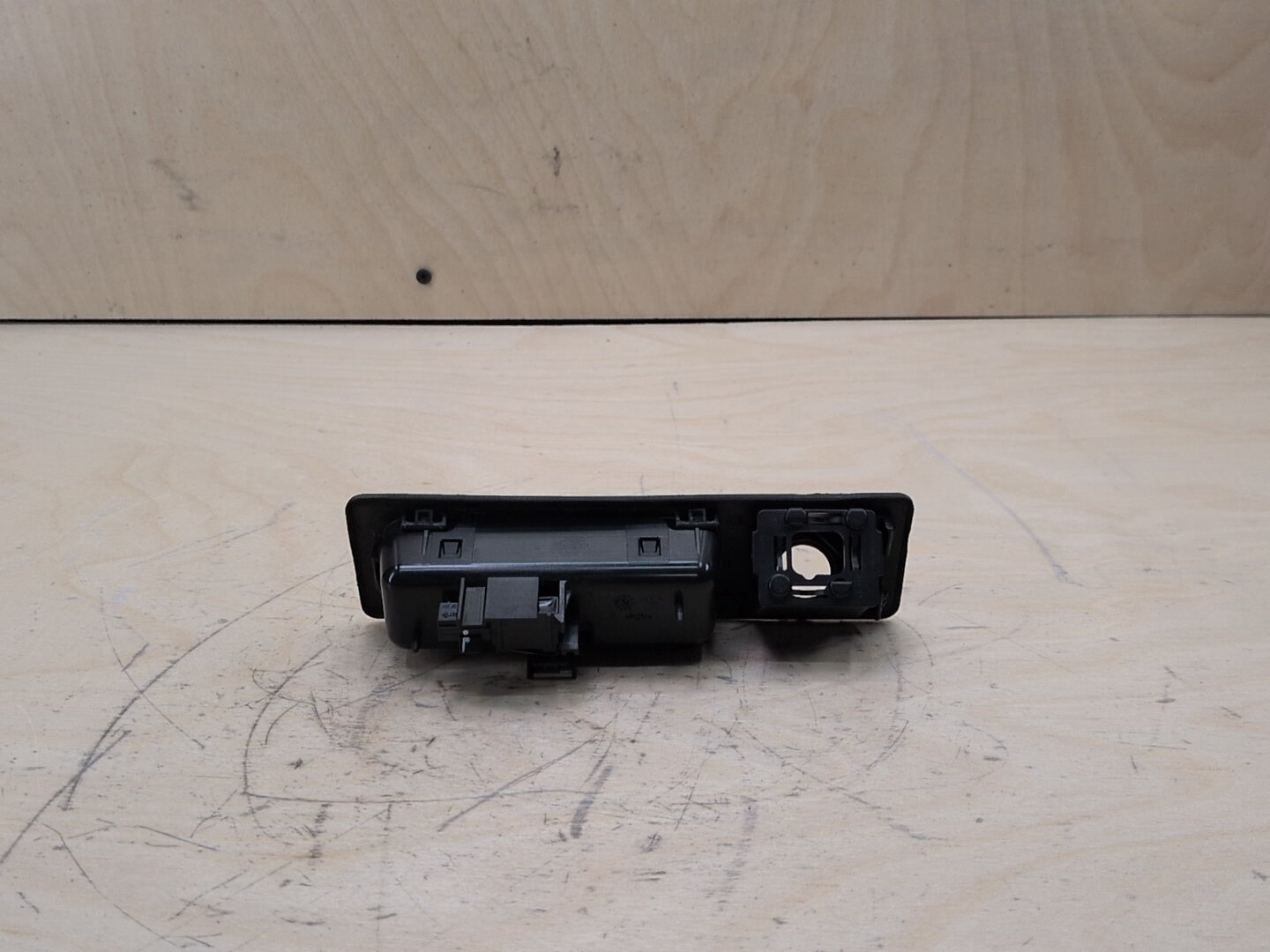 OEM BMW F15 F22 F23 F87 F85 M2 Rear View Reverse Back Up Camera Cover Trim