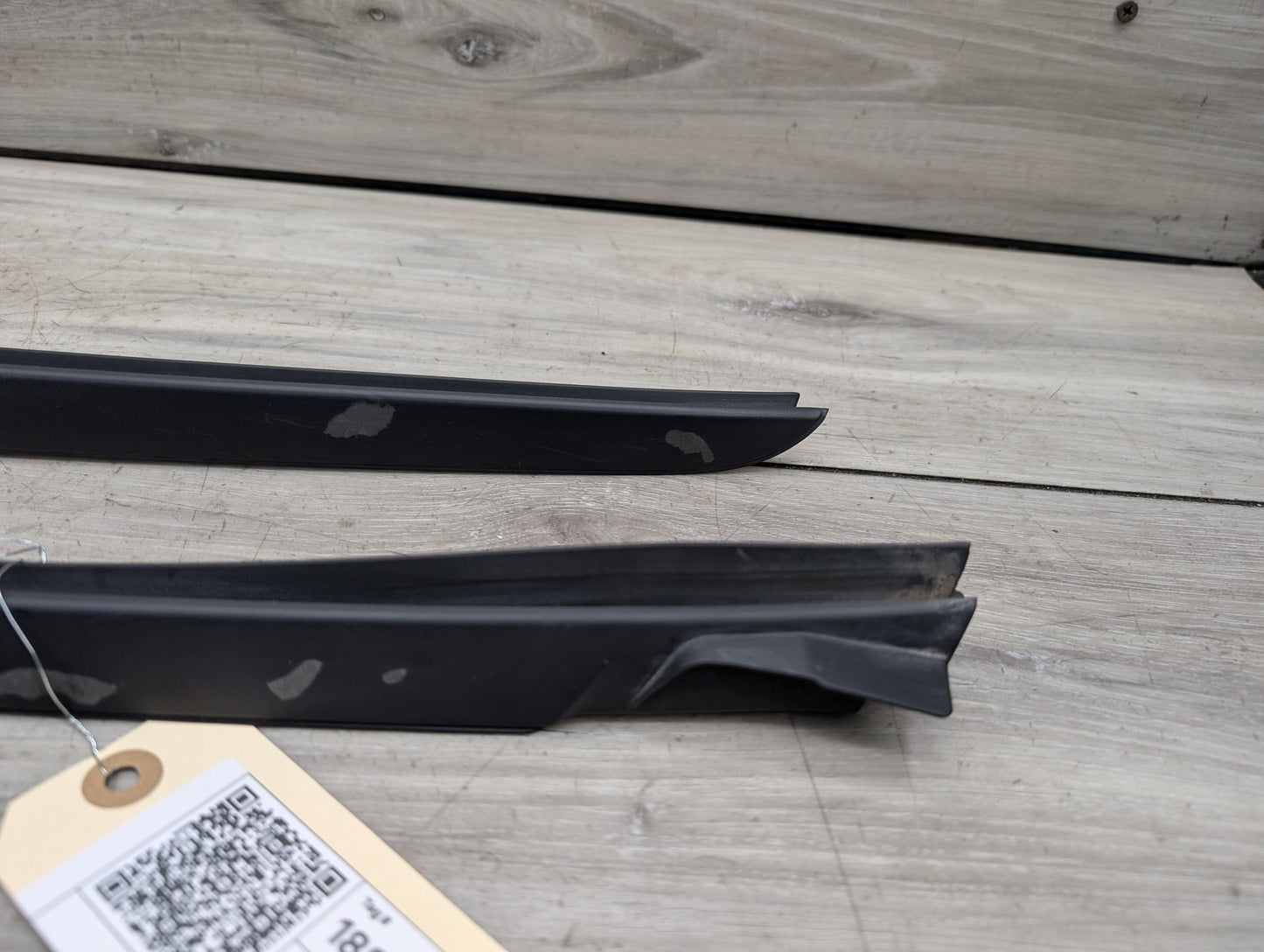 2021-2026 BMW 430i G22 Front Left Right Side Windshield Drip Trim Molding SET 7475009