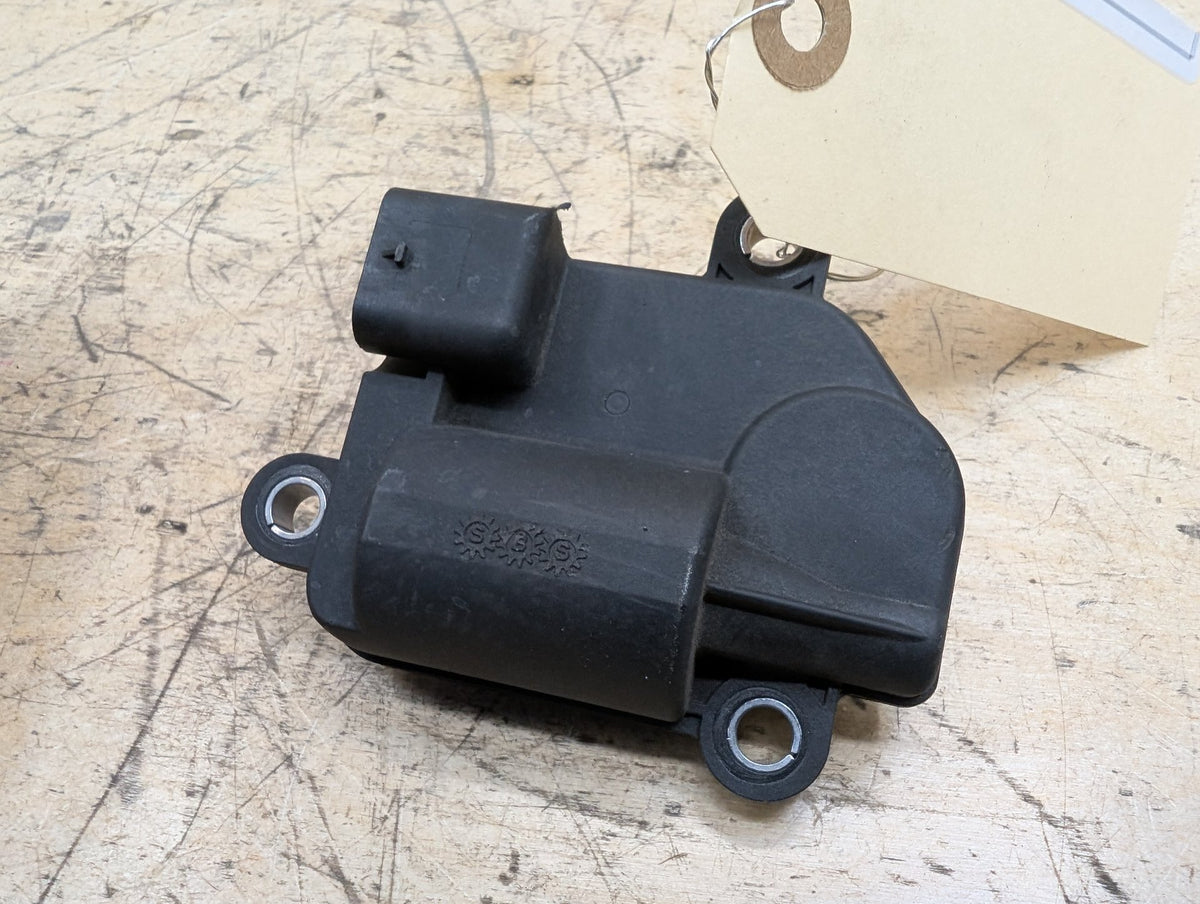 2019-2026 BMW M340i G20 Muffler Exhaust Flap Actuator 8686640 OEM