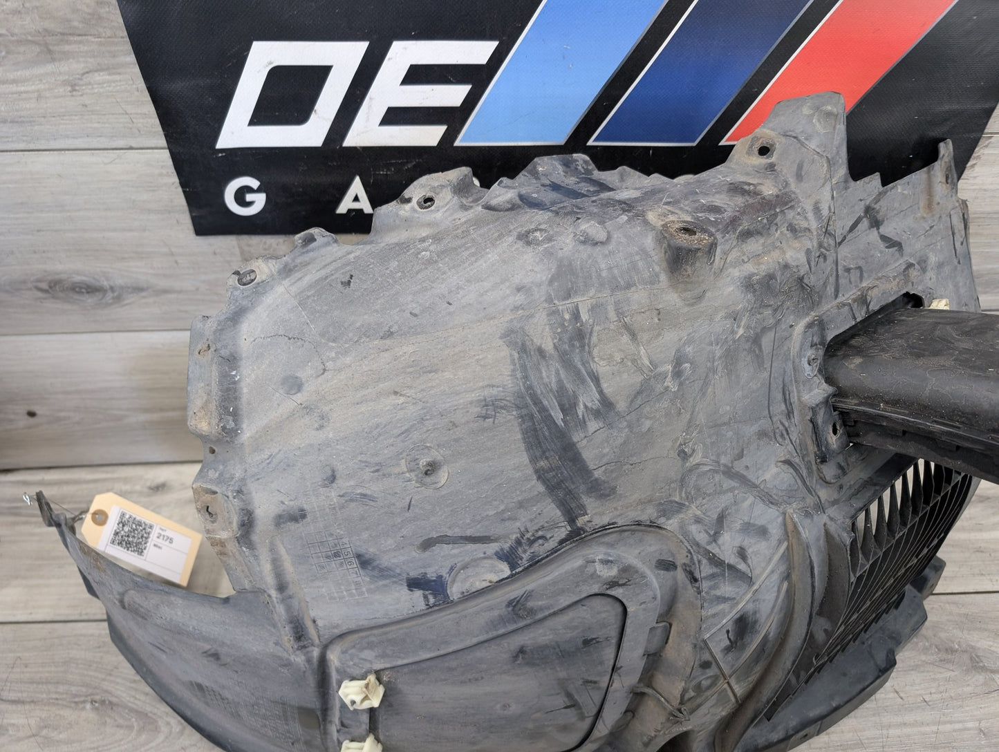 OEM BMW F10 528 535 550 Front Right Passenger Fender Liner Wheel Splash Shield