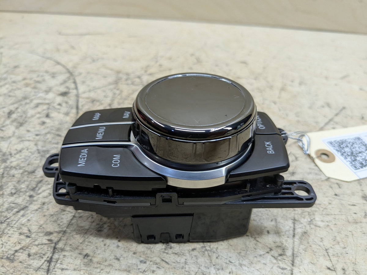 2018-2023 BMW M550i G30 Knob Controller 6844225 OEM