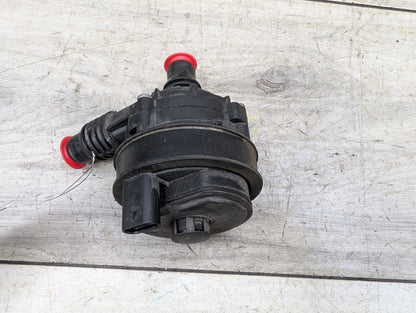 *OEM BMW G01 G05 G20 G22 G30 G42 G80 G82 G83 M3 M4 Engine Auxiliary Water Pump