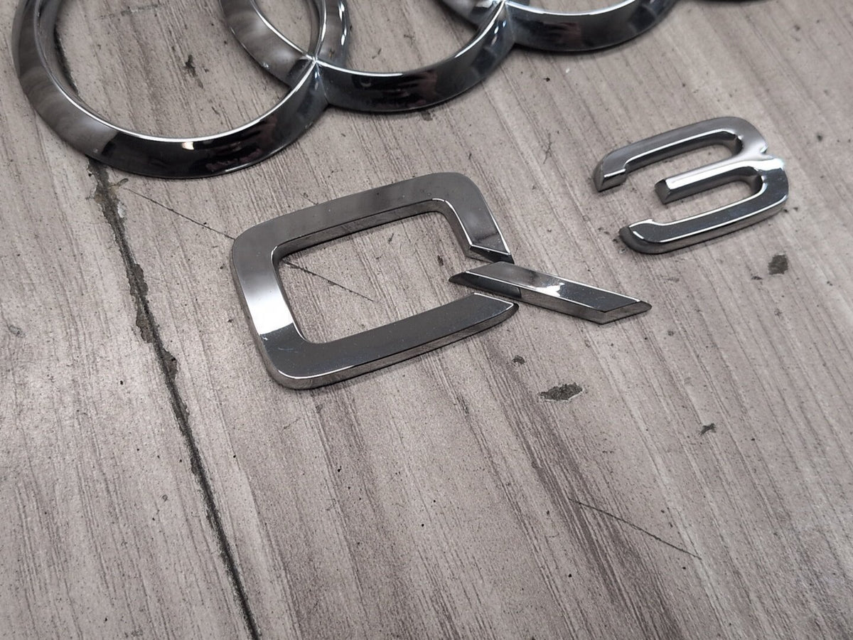 2015-2018 Audi Q3 8U Front Rear Emblem Badge Symbol Logo SET 4KE853605