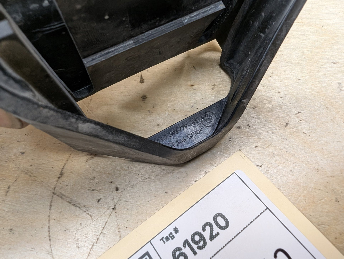 2011-2016 BMW X3 F25 Cooling Radiator Brackets SET 7593779