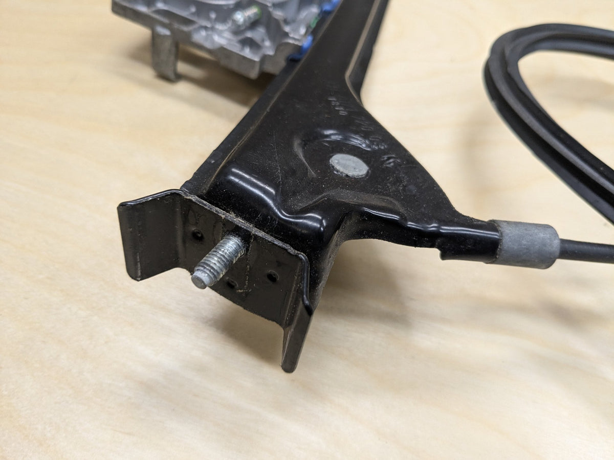 2009-2011 Mercedes-Benz SLK-Class R171 Door Window Regulator A1717200846 OEM