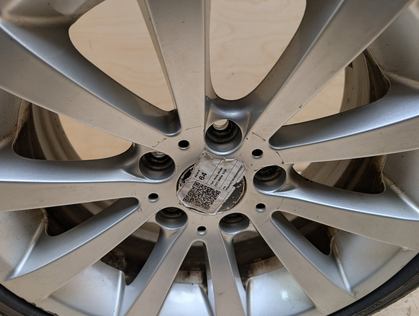 06-13 OEM BMW E90 E92 E93 328 335 Wheel Rim 17x8 ET34 V-Spoke Style 285