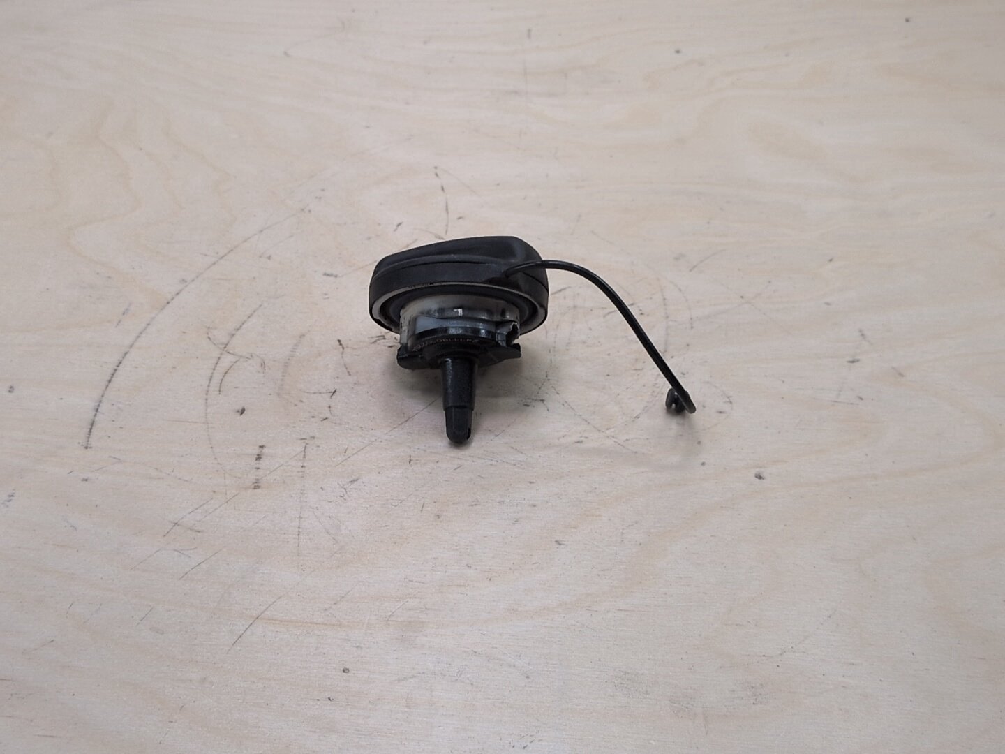 OEM BMW F15 F30 F80 G12 G20 G30 M3 M5 X1 X3 X5 Gas Tank Filler Neck Cap Cover