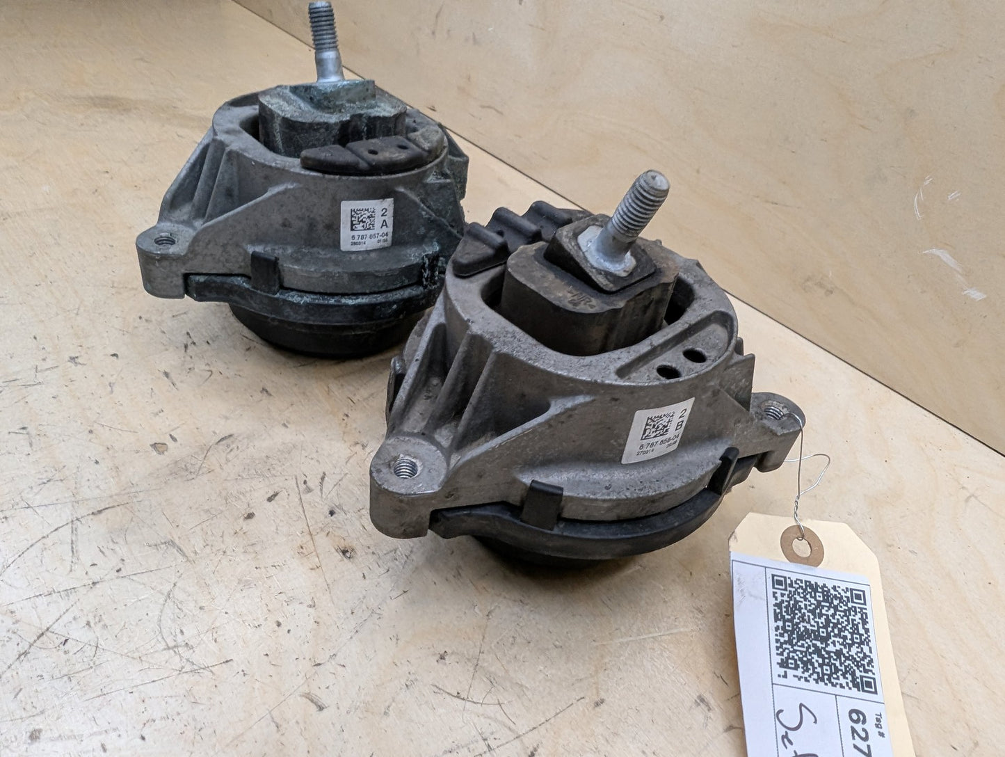 2012-2018 BMW F30 328i N47D20O1 Left Right Engine Bracket Support Mount SET 6787657