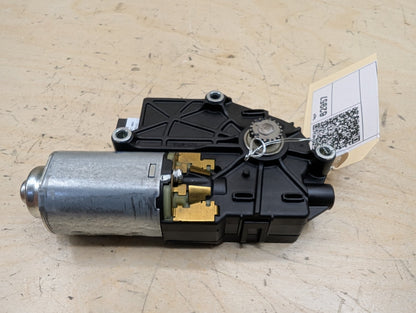 OEM BMW F02 F06 F10 F13 F16 F22 F30 F32 F36 F80 F82 Sunroof Glass Motor Drive