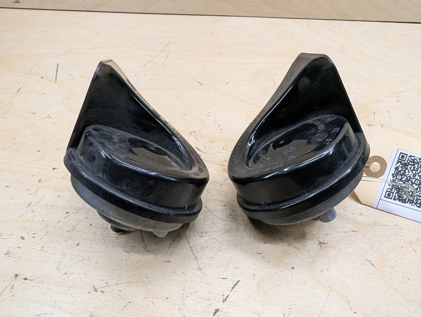 2012-2018 BMW 328i F30 Alarm Horns SET 7245423