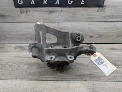 2016-2022 BMW 750Li G12 Rear Right Passenger Spindle Knuckle w/ Bearing 6861136