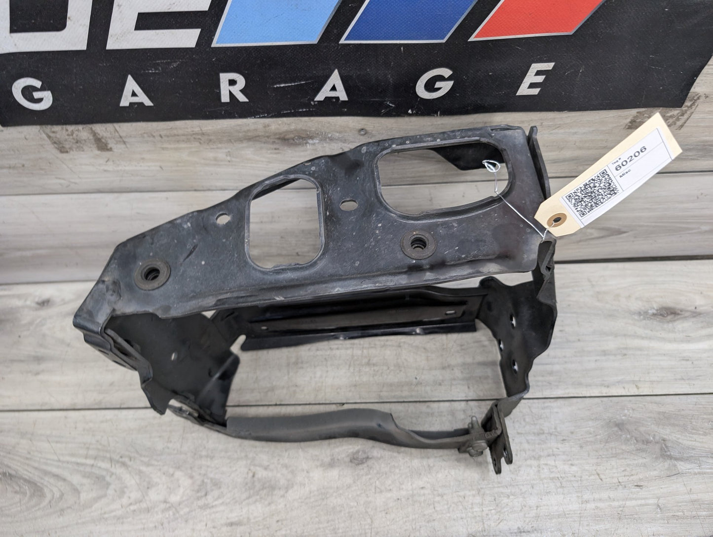 OEM BMW F90 F93 G12 G16 G30 M5 M8 Front Right Passenger Radiator Support Bracket