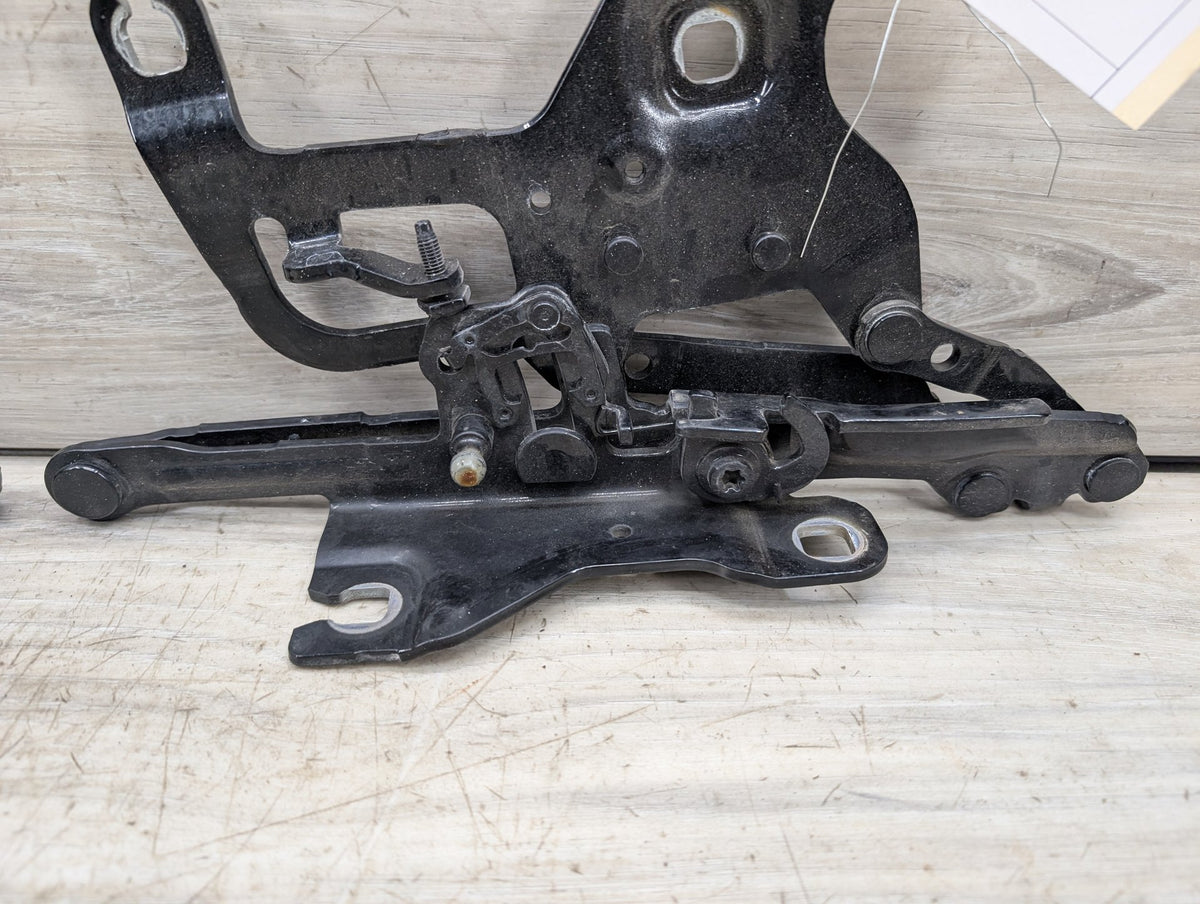OEM BMW F15 F16 F85 X5 X6 Left Right Hood Hinge Support Bracket Brace SET