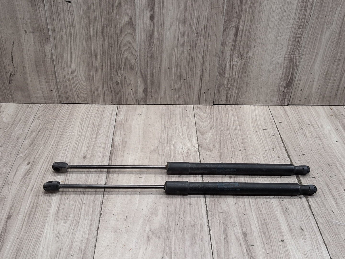 2015-2018 Audi Q3 8U Rear Left Right Liftgate Trunk Lid Strut Shock Supports SET 8U0827552A