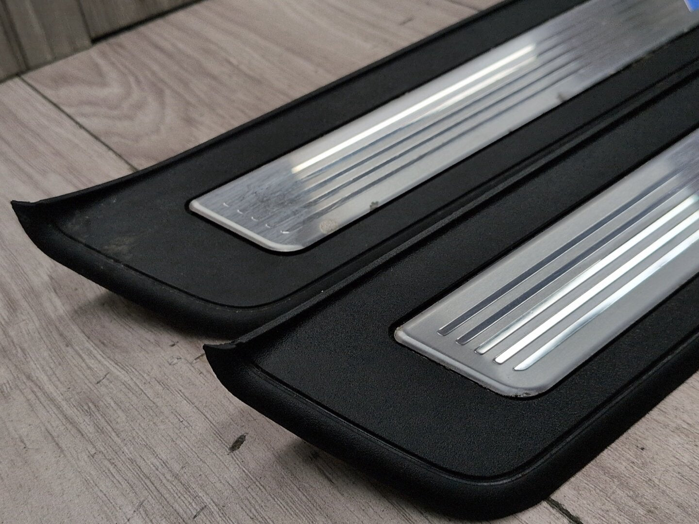 2011 - 2016 BMW 535i F10 Front Rear Left Right Scuff Plate Door Sill SET 8050054 N55B30A