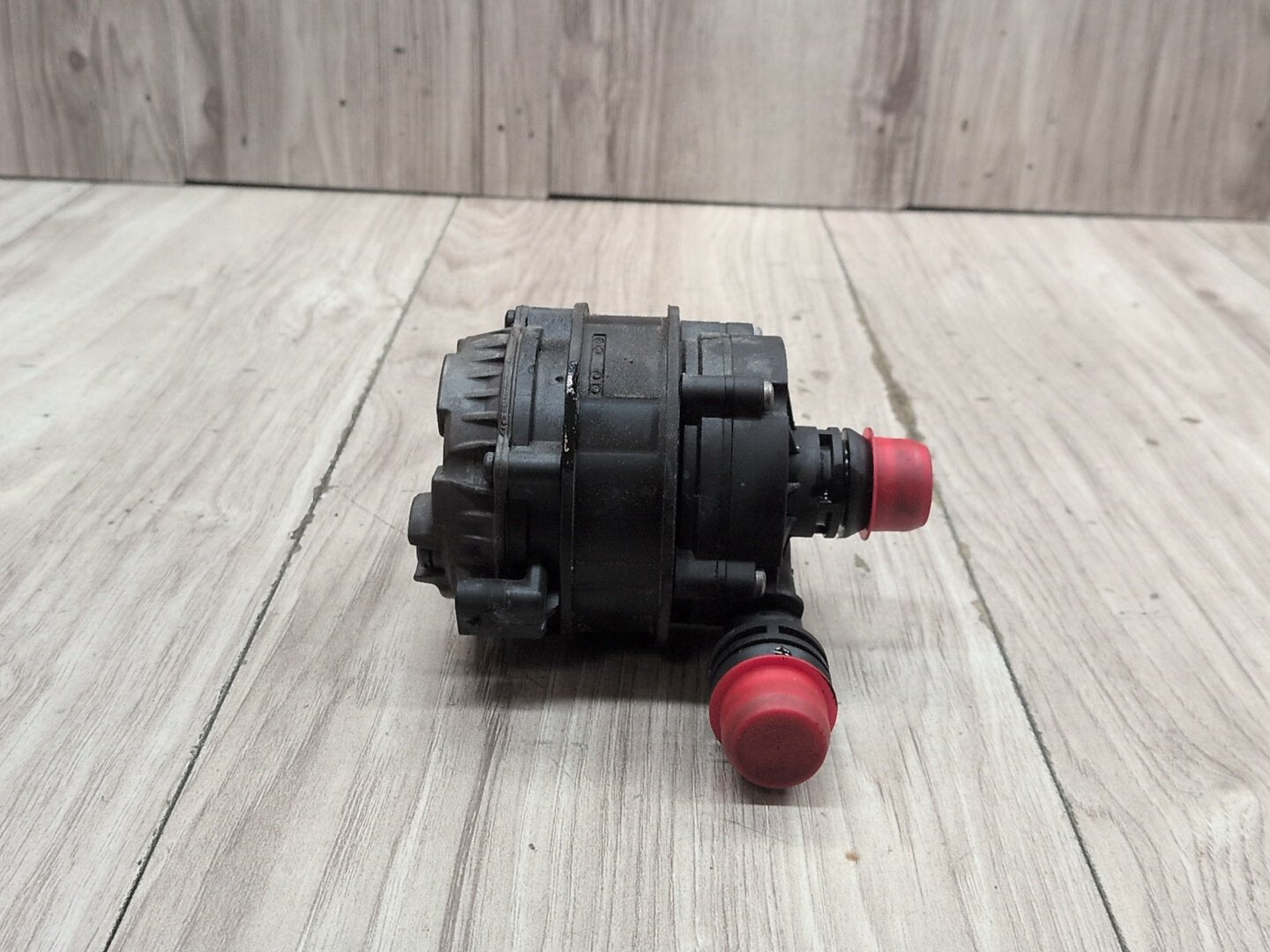 OEM BMW G01 G05 G20 G22 G26 Engine B46 B58 Auxiliary Electric Water Pump Cooling