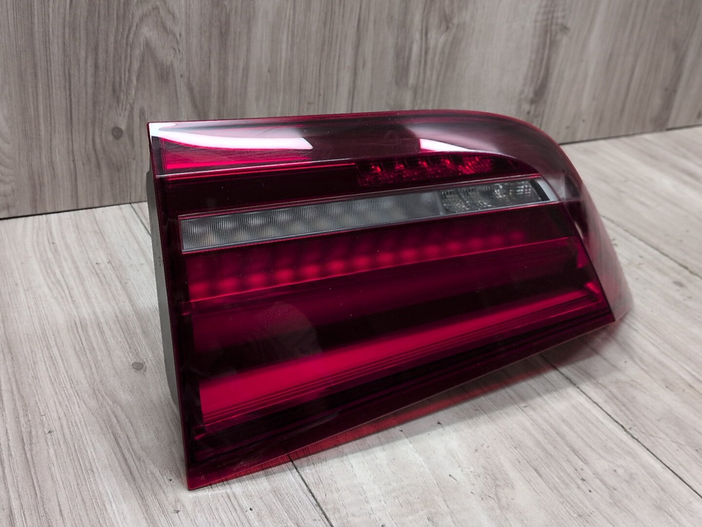 2014 - 2018 BMW X5 F85 Rear Right Passenger Inner Tail Light 7329046 S63B44T2