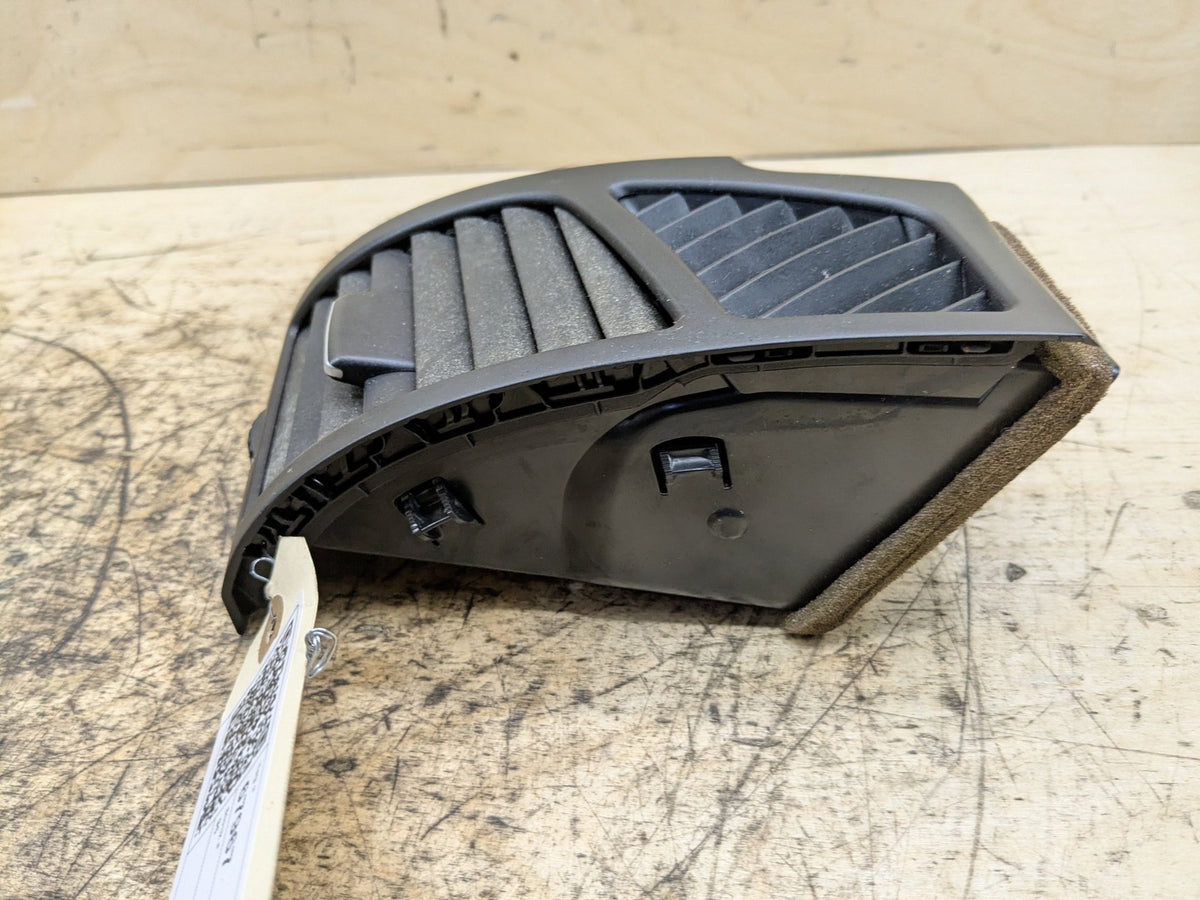 08-13 OEM BMW E82 E88 128 135 Dash Dashboard Left Driver Side AC Air Vent Grille