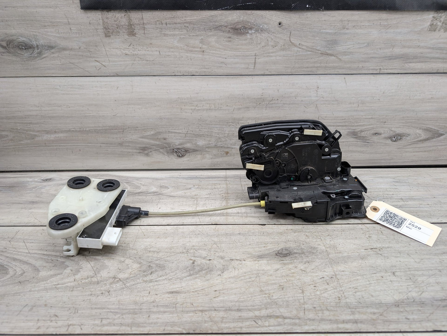 2014 - 2018 BMW X5 F15 Front Left Driver Door Latch Lock Actuator w/ Soft Close 7281945 N63B