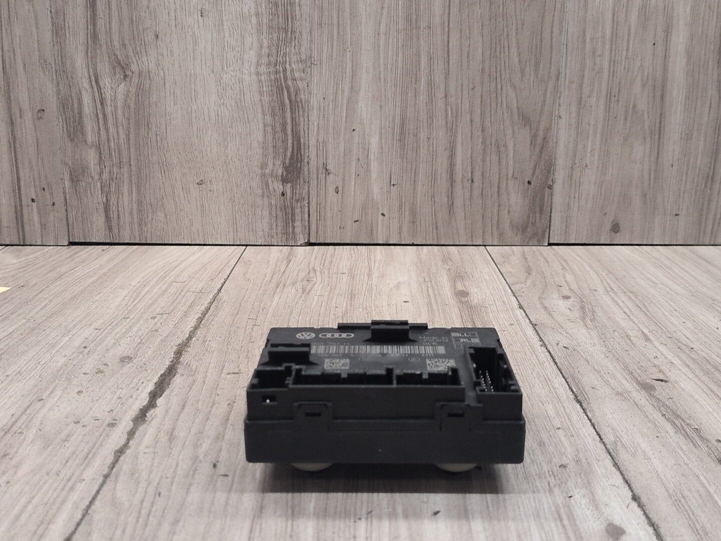 15-18 OEM Audi Q3 Front Left Driver Door Window Control Module 8X0959793H