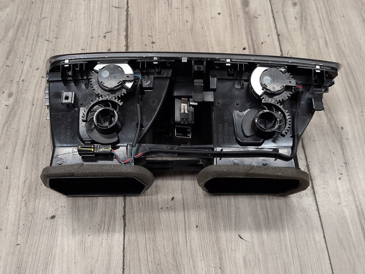 15-18 OEM Audi Q3 8U Dashboard Dash Board Middle Center Air Vent